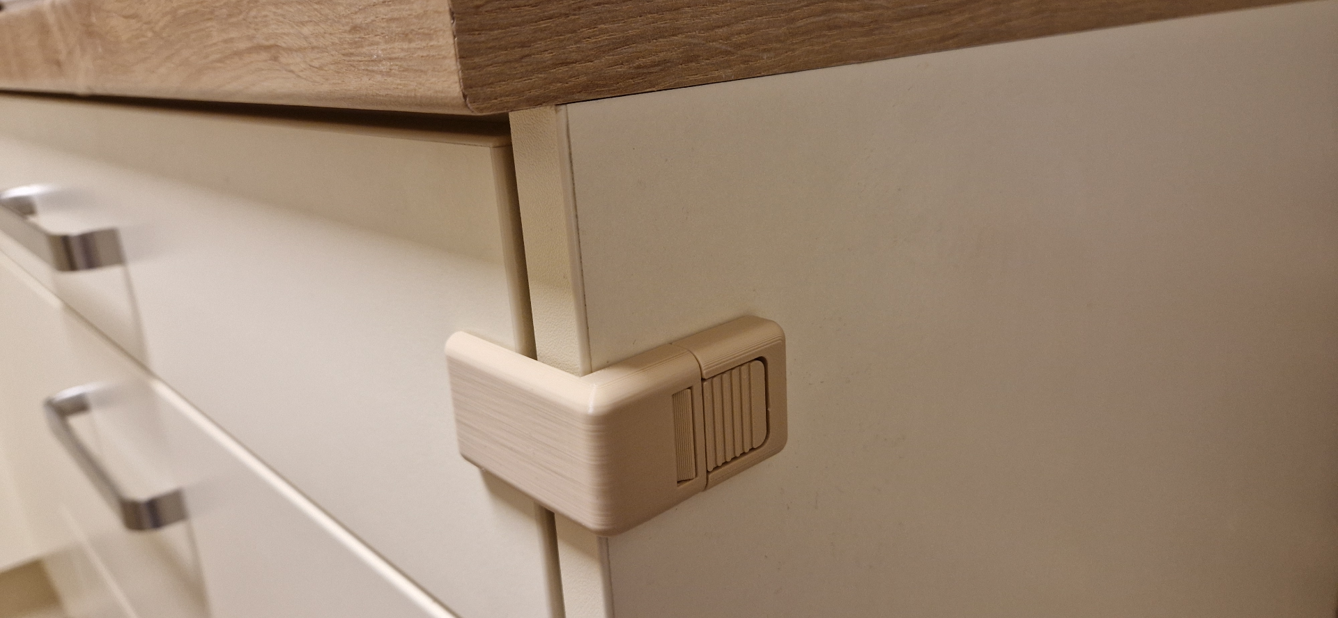 SafeLock™ Barnesikring – 5 stk (Enkel montering, uten verktøy)